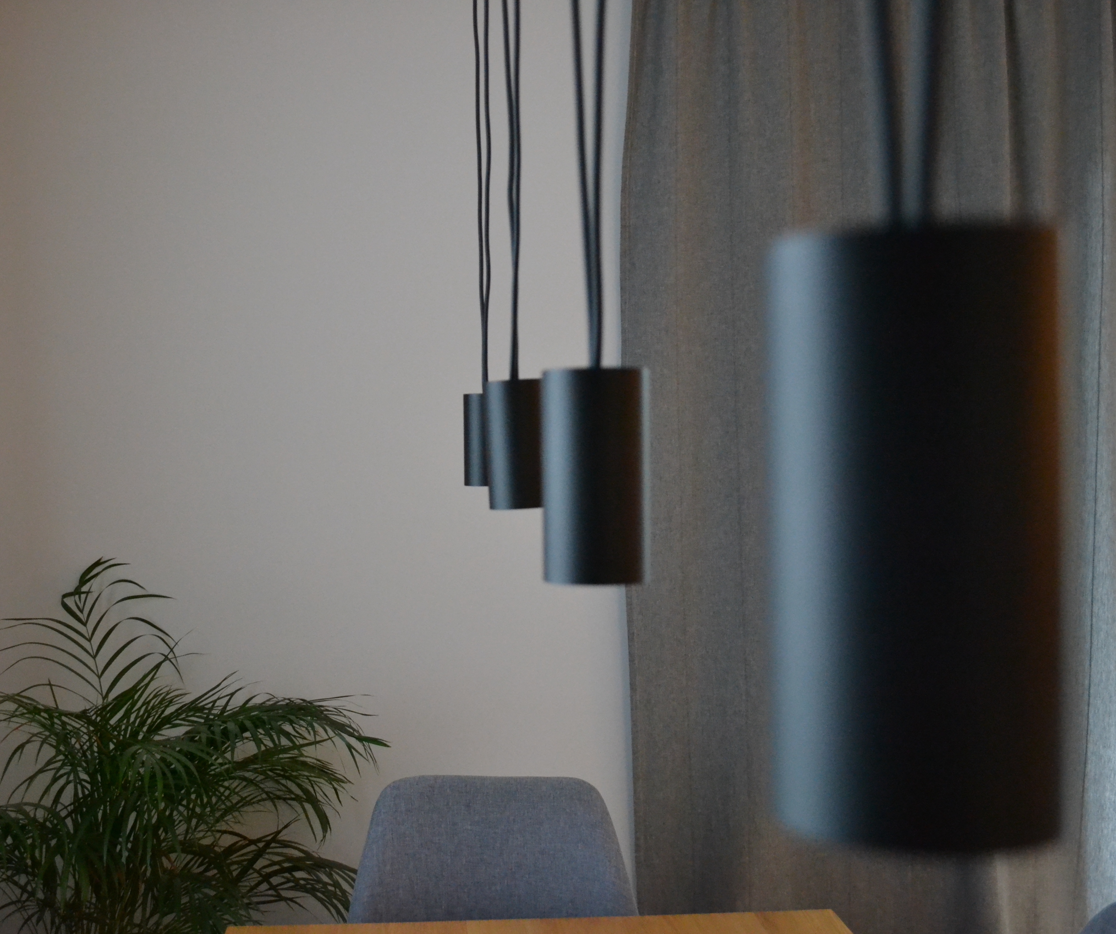 Lampa nad stół w salonie